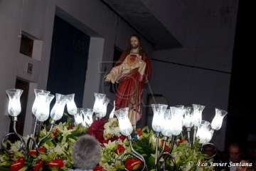  Procesión sin presencia policial en Ojos de Garza (Foto TA)